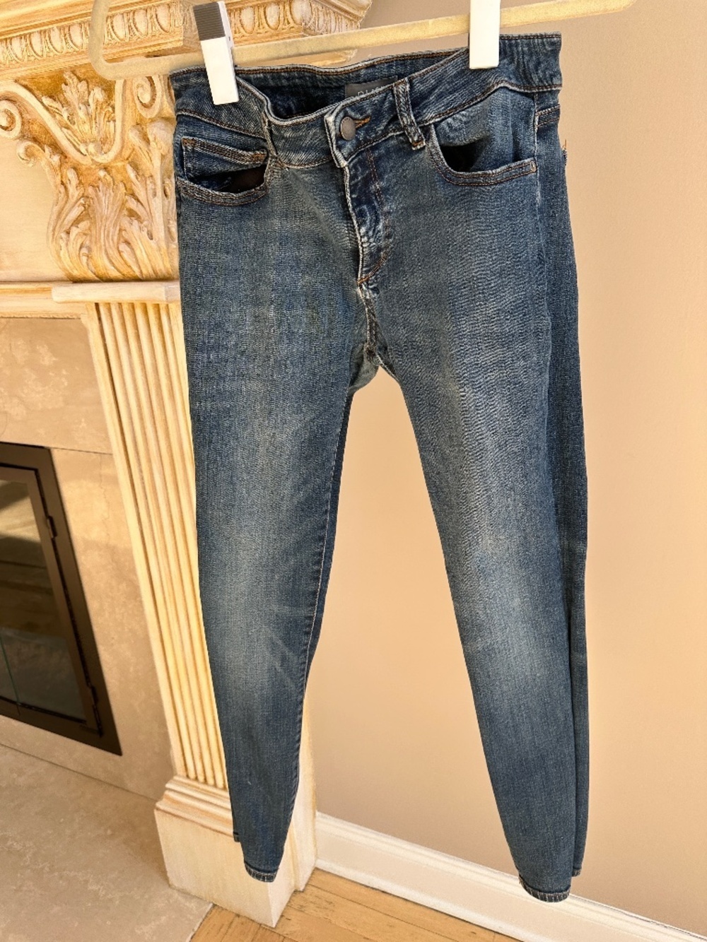 DL1961 Emma Lol-Rise Skinny Sulton